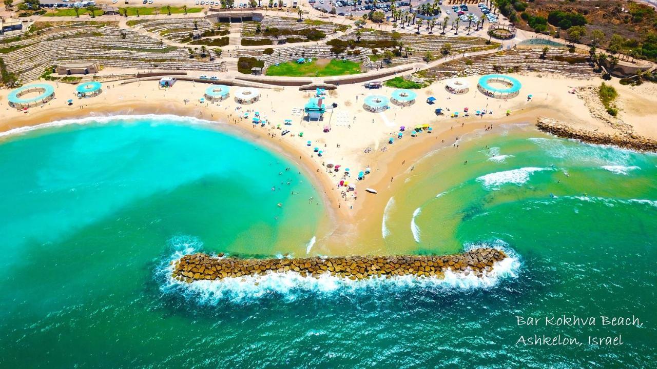 Beach Suite Israel- Private Jacuzzi Garden Suite & Gym, 3 Min Walk To Beach ביץ סוייט ישראל- ג'קוזי פרטי בגינה 3 דקות הליכה לים וחדר כושר Ashkelon Esterno foto